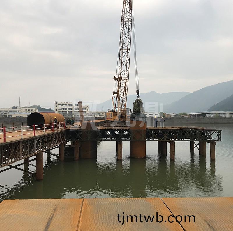 鋼平(ping)檯(tai)