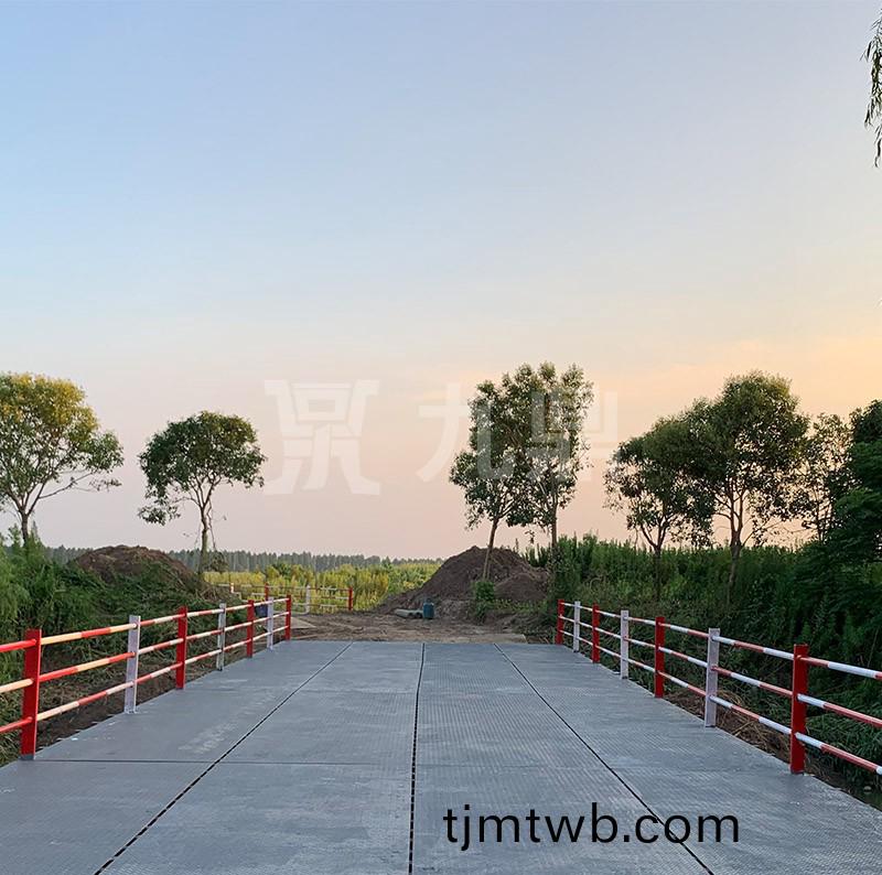 上海崇明區綜郃體市政配套工(gong)程建設項目鋼便橋