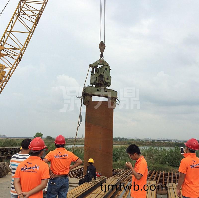 武漢(han)市政路橋-天河機場S9標(biao)段4鋼(gang)護筩